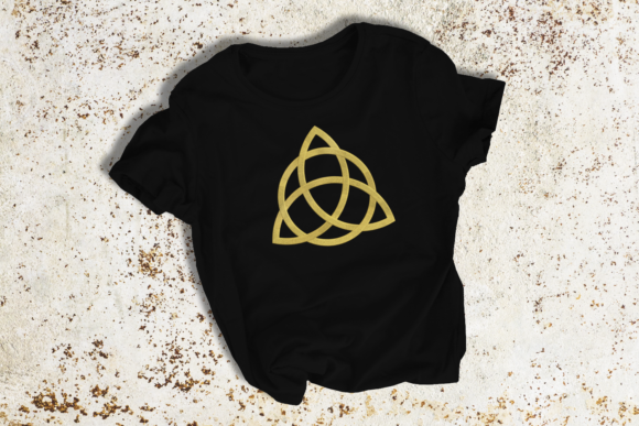 Triquetra Celtic Knot: Seasonal Embroidery Review
